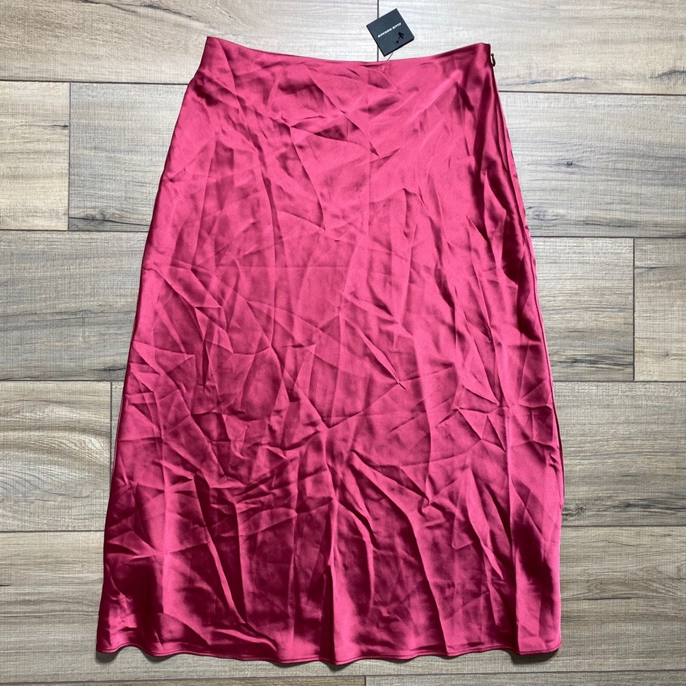 Club Monaco Women's Trycia 90s Inspired Slip Skirt Size 4 Pink